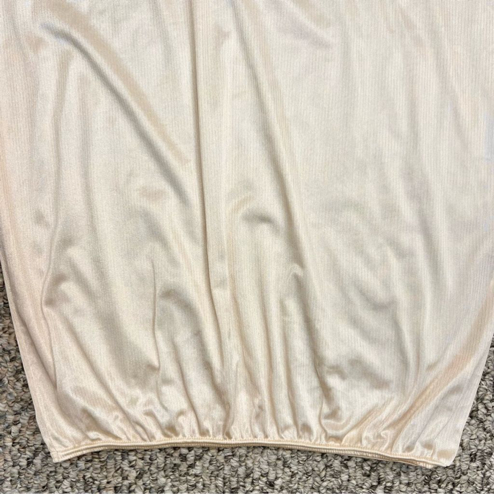 Vintage peach beige nylon half slip L - Picture 7 of 9